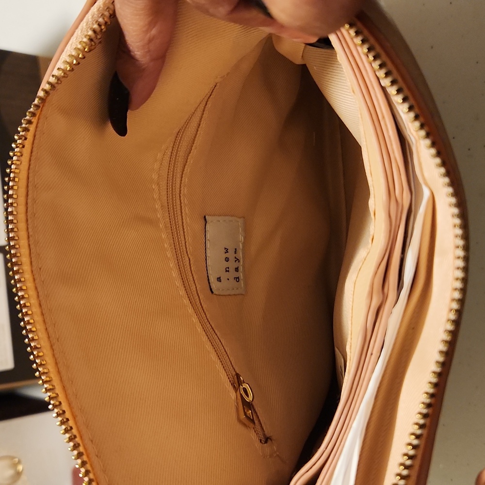 A New Day Pink Crossbody NWOT - Picture 4 of 9